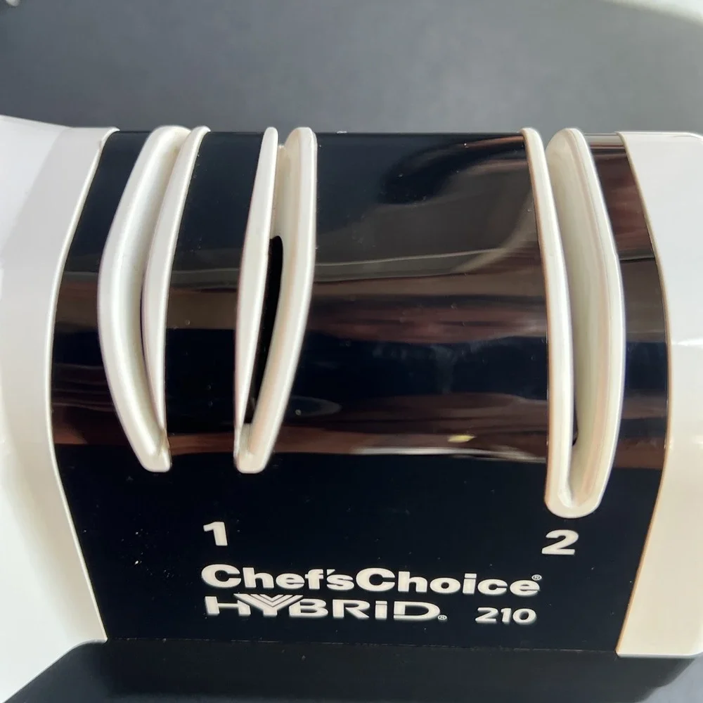 Chef'sChoice Hybrid 210 Electric Diamond Hone Knife Sharpener Model 210 EUC